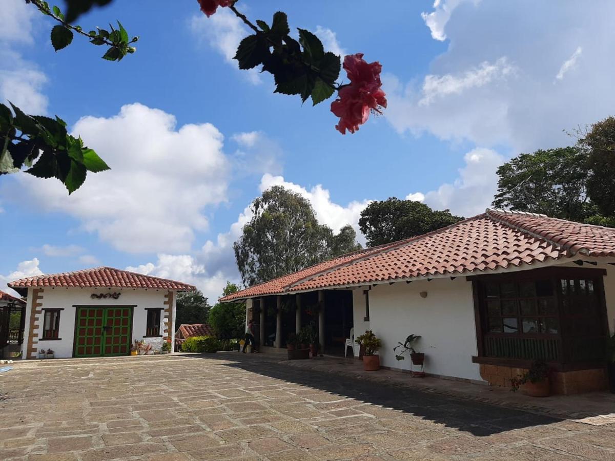 Finca Hotel El Paraiso Barbosa  Extérieur photo